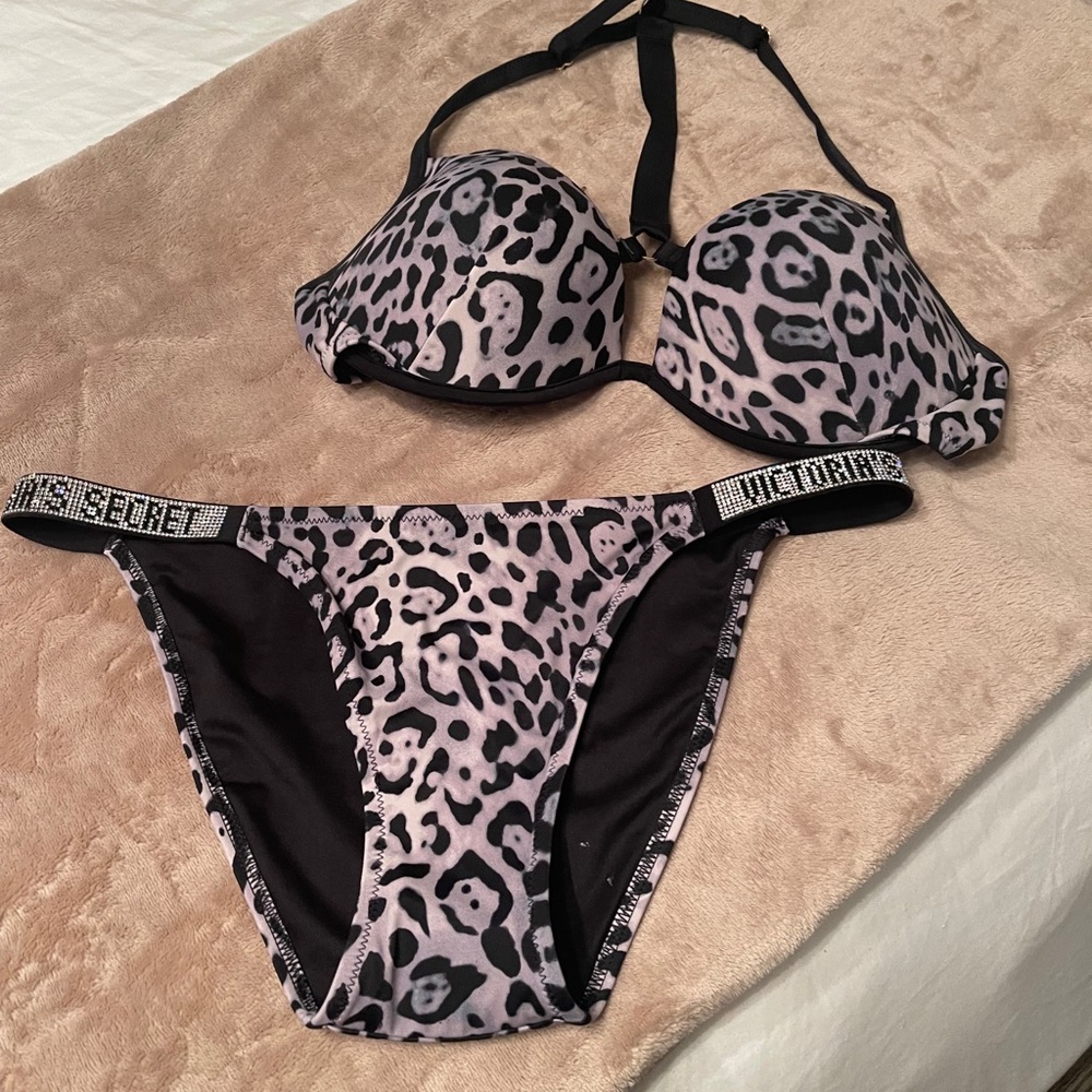 Victoria Secret Rhinestone Bikini - Picture 6 of 6